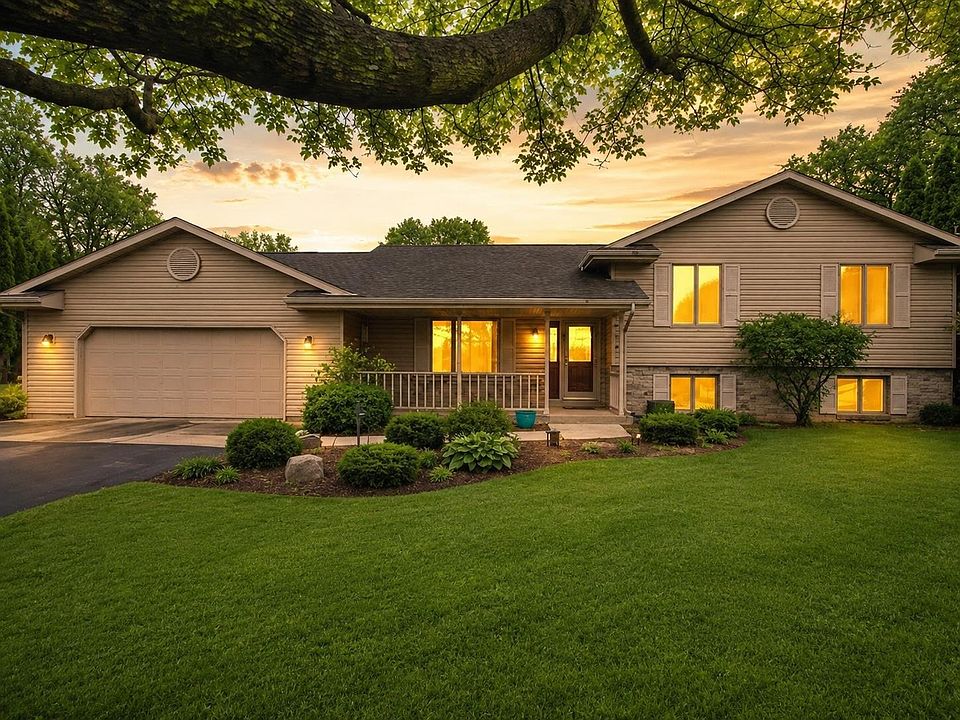 1st image of 2338 E Pine Tree Ct