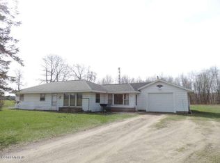 4987 Cline Rd, Fruitport, MI 49415