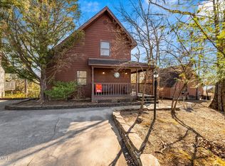 359 Woodridge Way, Pigeon Forge, TN 37863