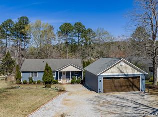 1809 Occanecchi Trl, Ebony, VA 23845