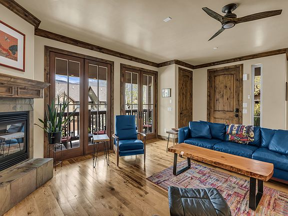 5th image of 3137 W Lower Saddleback Rd