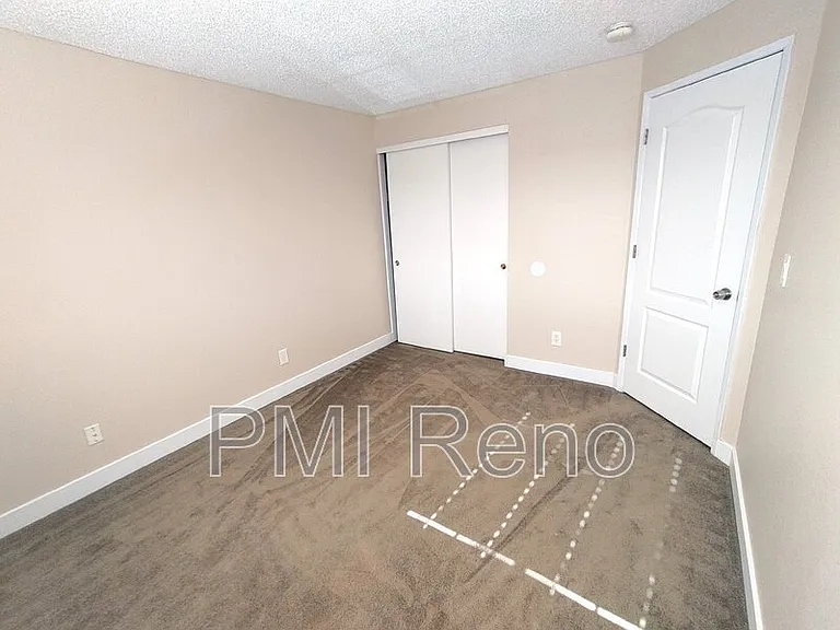 3042 Chilcoot Dr — Photo 9