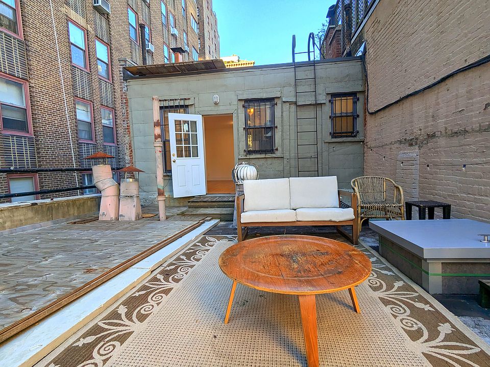 1st image of 321 W 103rd St #Penthouse A