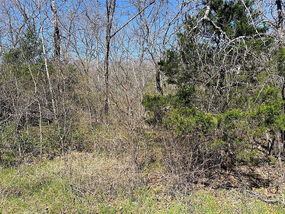 2nd image of W Deer Run Rd