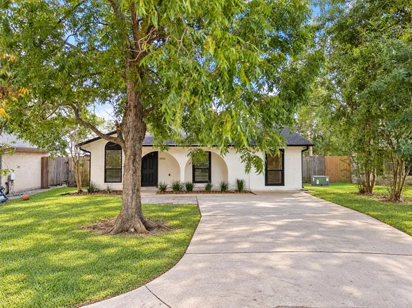 4926 Dollar Reef Dr, Bacliff, TX 77518