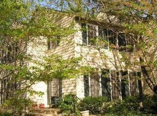 9463 Cloverdale Ct, Burke, VA 22015