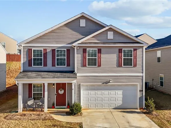 5005 Black Forest Dr, Greensboro, NC 27405