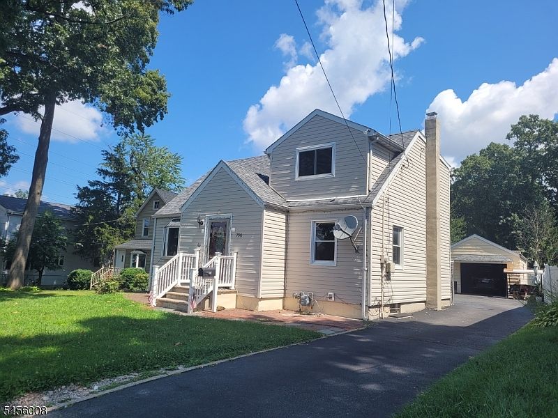 1st image of 796 Allwood Rd