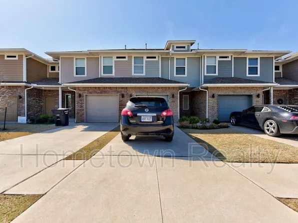 788 SW 13th St, Moore, OK 73160