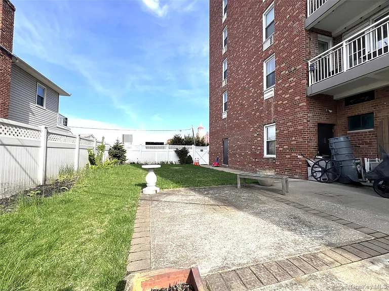 855 E Broadway #6G — Photo 16