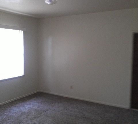5th image of 24516 Richman Dr