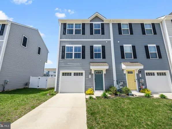 11 Mulberry Ln, Clementon, NJ 08021