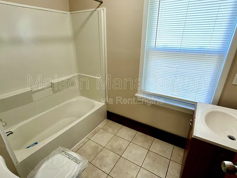 451 Averill Ave — Photo 21
