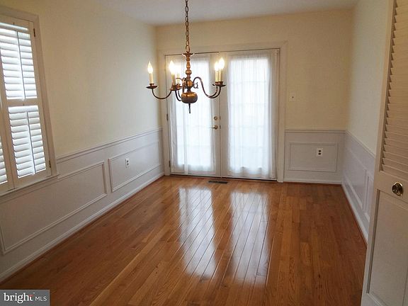 4th image of 5374 Echols Ave
