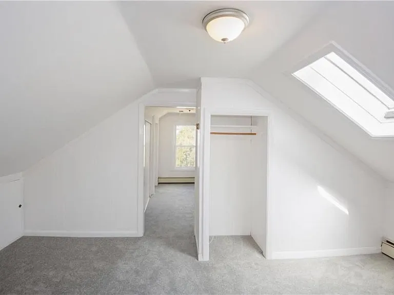 27 Peckham Ave — Photo 20