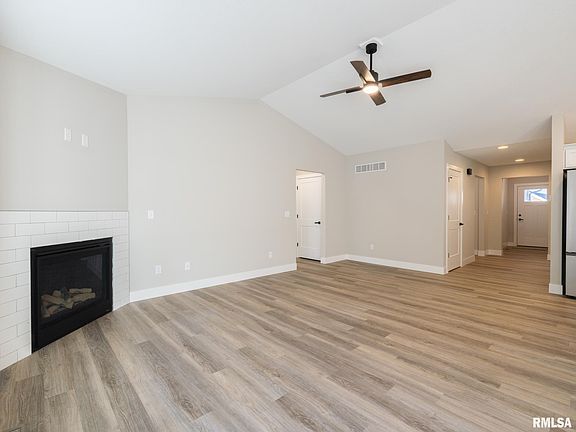 4th image of 3718 W Eagle Point Dr