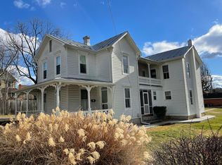 404 Virginia Ave, Shenandoah, VA 22849