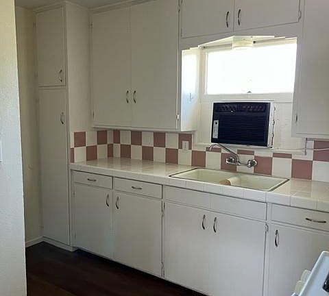 Kitchen sink and cabinets