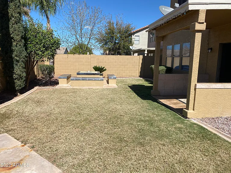 1704 S Falcon Dr — Photo 17