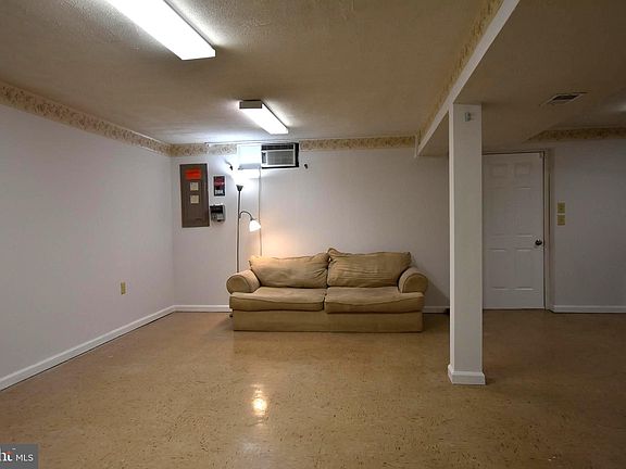 4th image of 3150 Beethoven Way