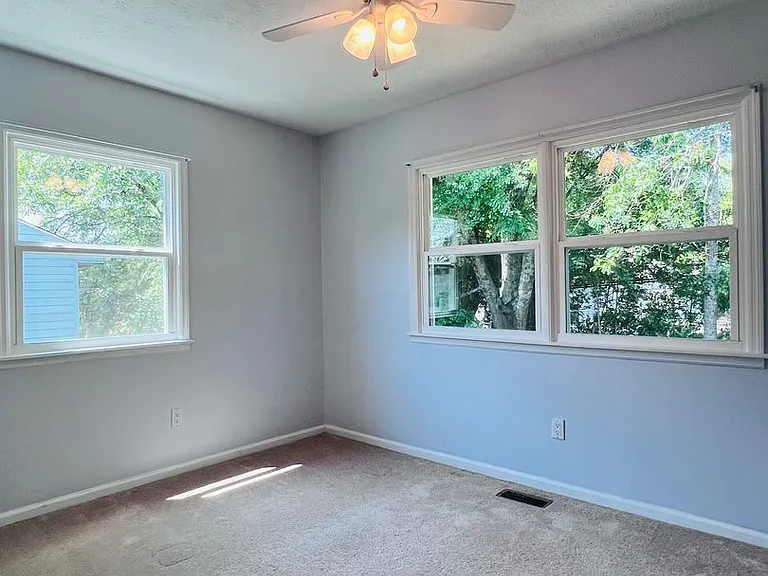 510 Oak Meadow Ln — Photo 6