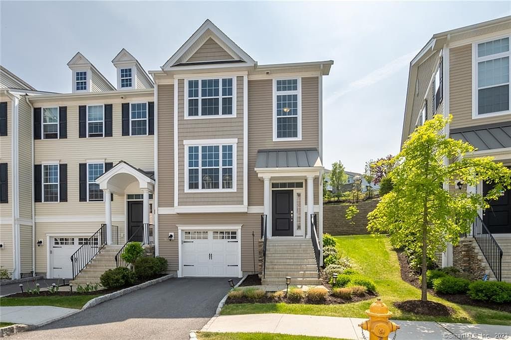 42 Moorland Dr 42, Danbury, CT 06810 Zillow