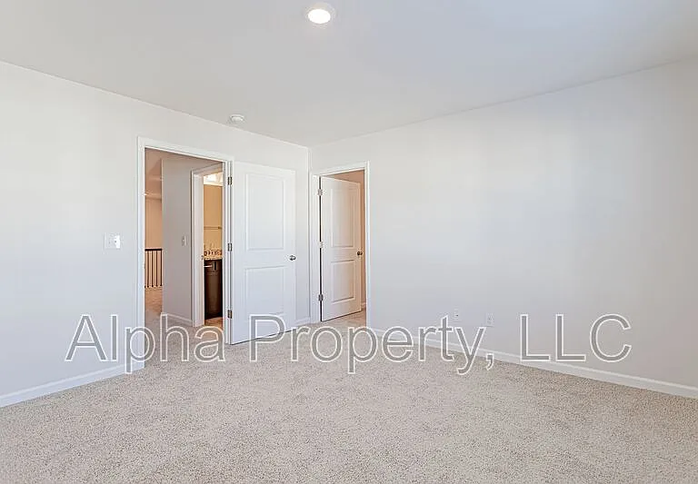 540 Yellow Fox Rd — Photo 29