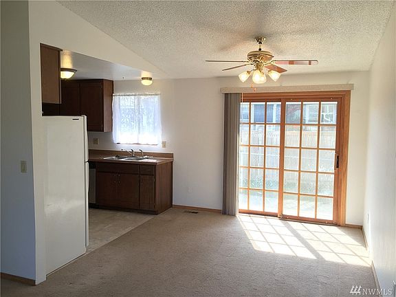 4th image of 8452 Glendale Dr