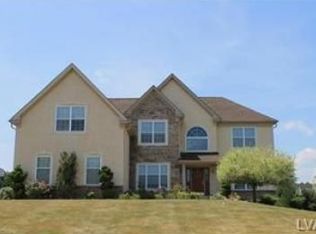 4265 Fieldstone Dr, Easton, PA 18045