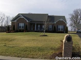 1505 Steeplechase Ct, Columbia, TN 38401