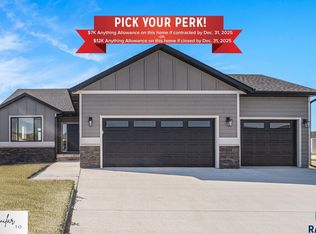 6416 S Hannby Trl, Sioux Falls, SD 57106