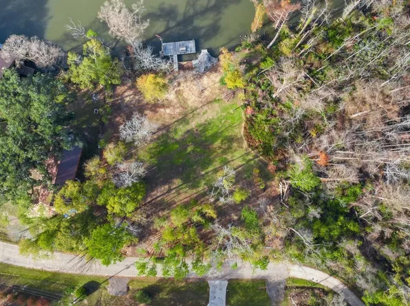 20765 Riverside Rd, Springfield, LA 70462