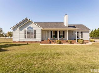 2001 Woodstone Dr, Clayton, NC 27527