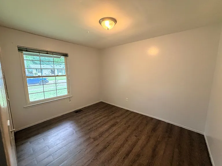 30058 Halecreek St — Photo 8