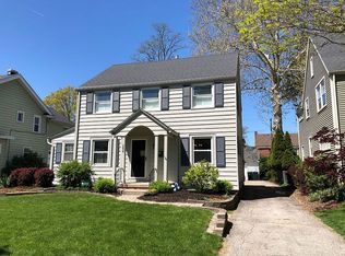 2457 Hempstead Rd, Toledo, OH 43606