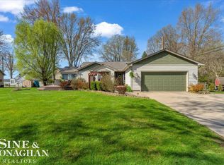 105 Hazel Ct, Harsens Island, MI