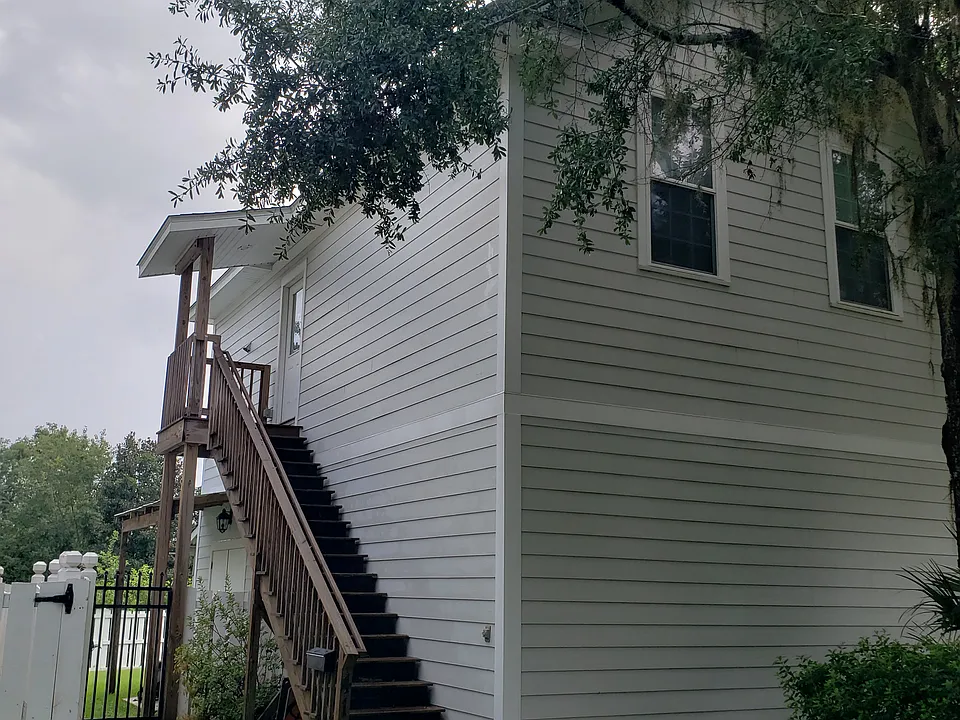 4101 Poe Pl