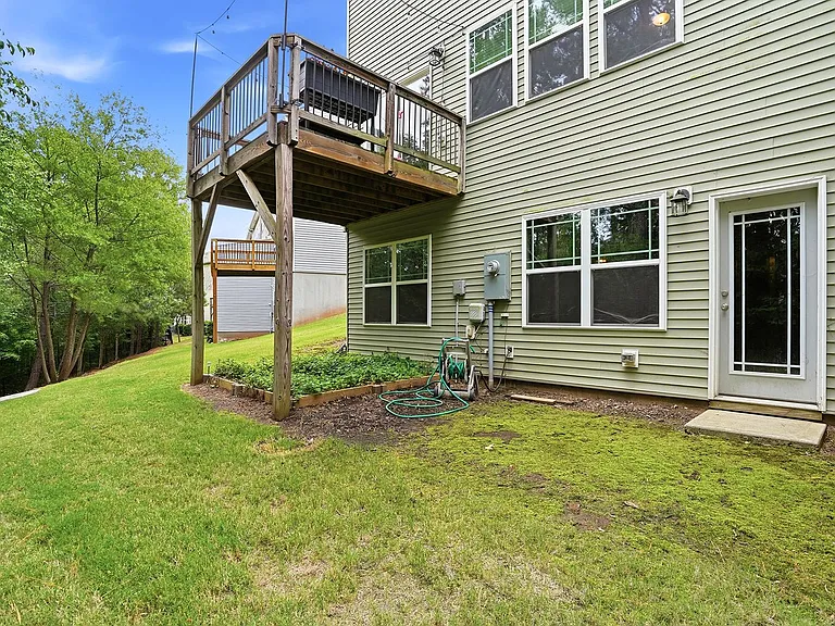 1017 Epiphany Rd — Photo 25