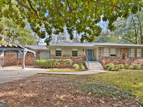 2347 Clairmont Rd NE, Atlanta, GA 30329