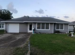 3112 Hickory Ave, Groves, TX 77619