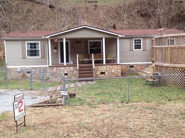 238 Slaters Br, Belfry, KY 41514