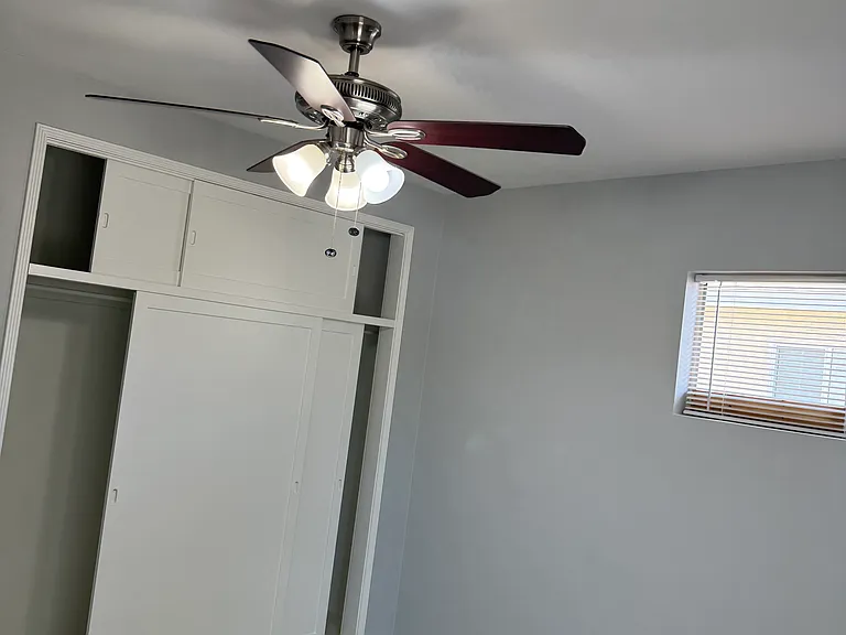 2386 Woods Ave — Photo 10