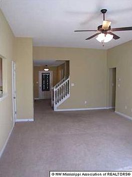 1st image of 3179 Peachtree Dr