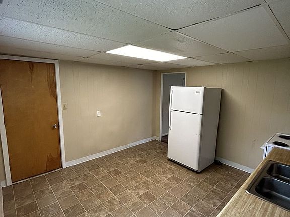2nd image of 199 Ashland Ave