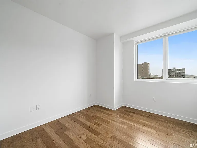 1688 Pine St #W1002 — Photo 23