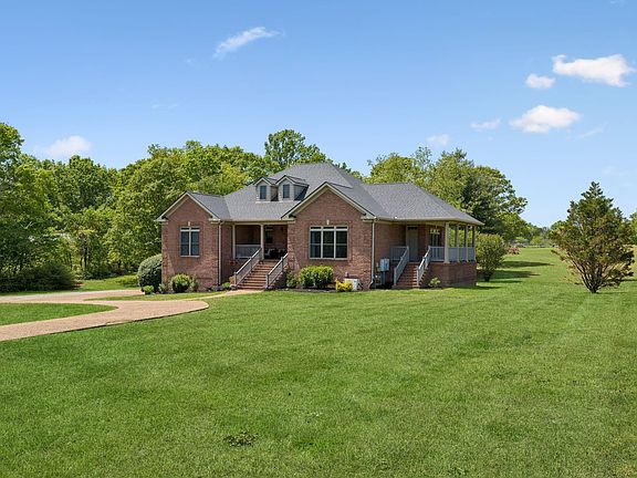 2nd image of 94 Mires Rd