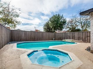 2806 Pinewood Dr, Garland, TX 75044