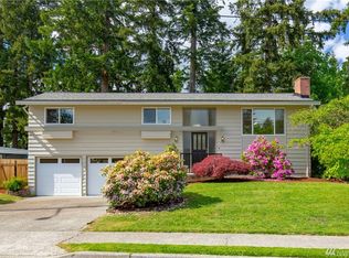 16216 NE 19th Pl, Bellevue, WA 98008