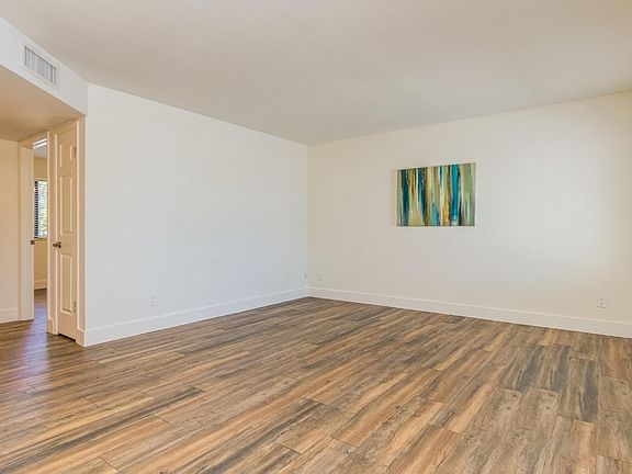 4th image of 3635 N 37th St Unit 8