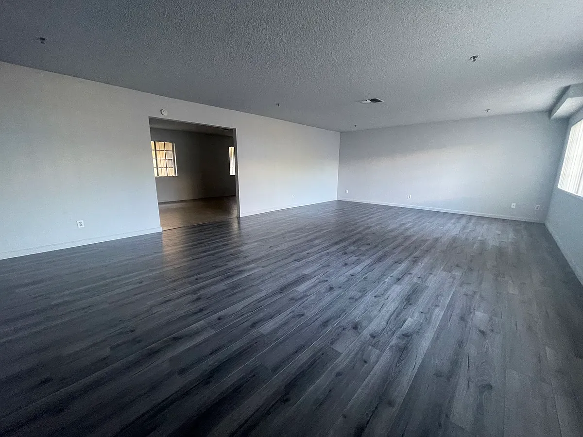 Building Photo - 1809 Cedar St #F